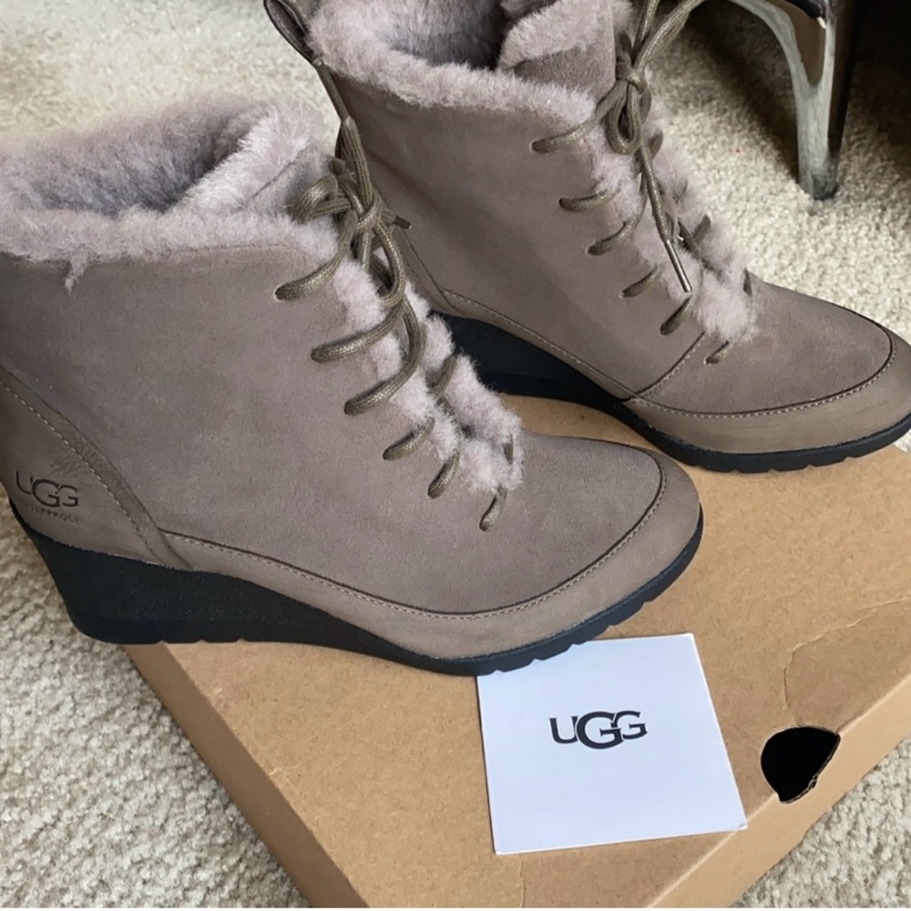 UGG Women's Brown Lace Up Wedge Boots NEW WITH BOX